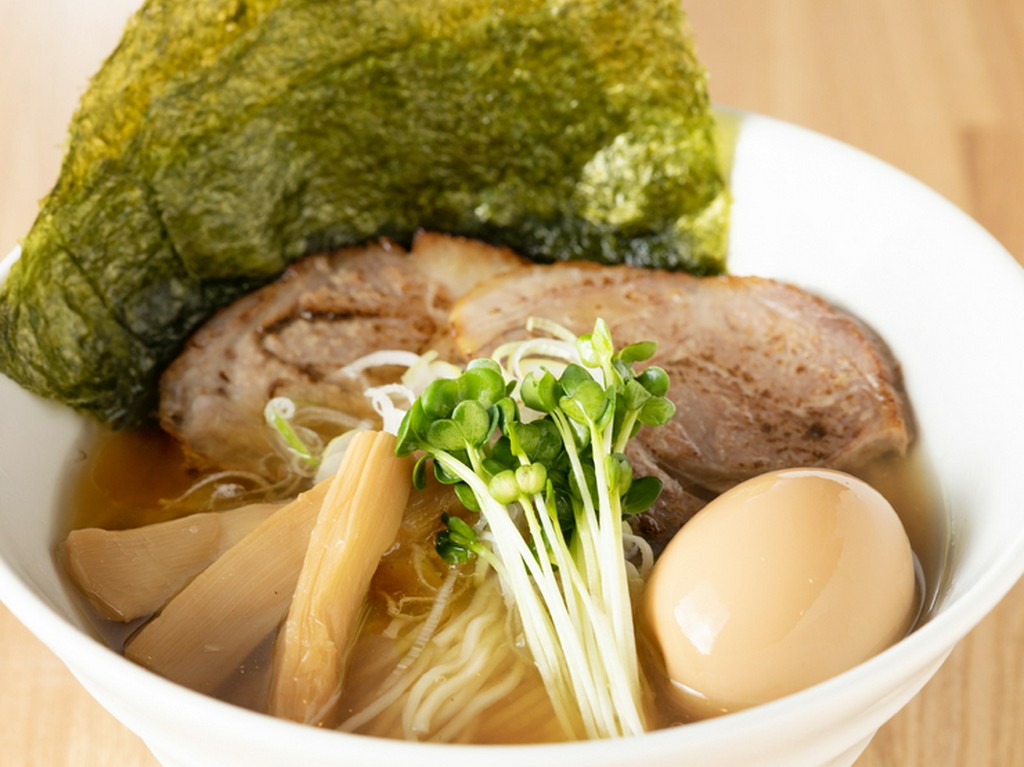 まずは食べて欲しい入魂の一杯『特製　煮干しそば』