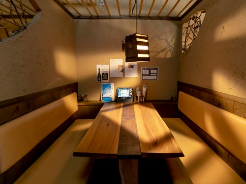 二人きりの時間が過ごせるムーディーな空間、デートにもぴったり