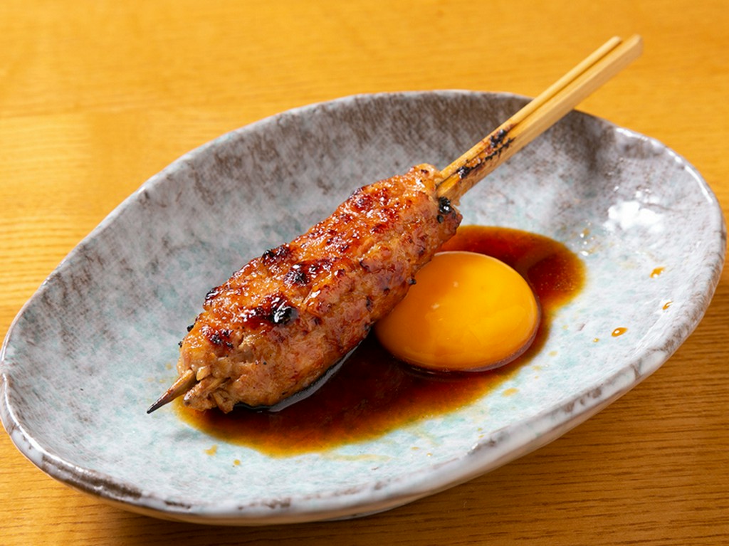 店で挽いた赤城鶏のつくねを堪能『生つくね焼』