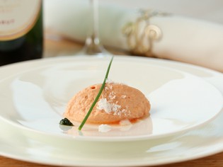 甘みと酸味のバランスが絶妙な、掛川産「ファーストトマト」