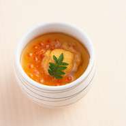 雲丹とイクラの茶碗蒸し