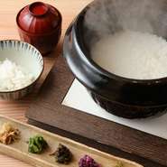 京丹波のこしひかりと山利味噌の味噌汁が相性抜群