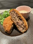 仲卸厳選の質の高い牛肉でつくったメンチは格別です！