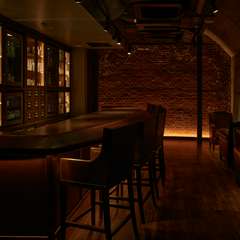 落ち着いた雰囲気を楽しみながら、二人の時間を共有