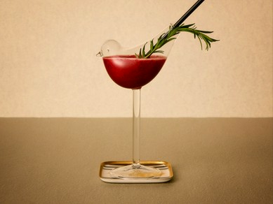 店の名を冠したシグネチャーカクテル『LOW-NON-BAR』