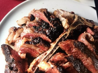 北海道産Tボーンステーキ 18/g 円（税込）