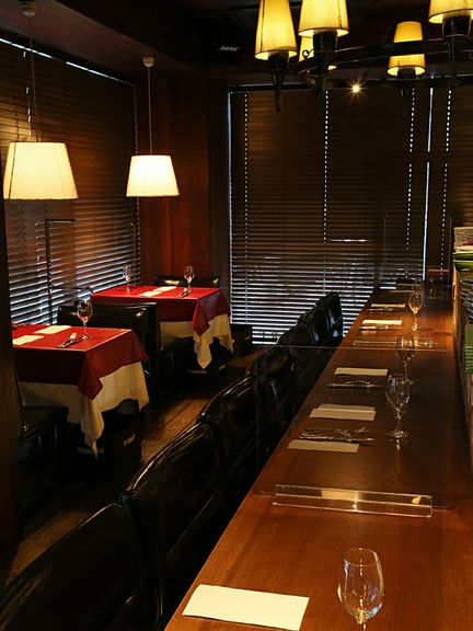 友人との会話が弾みそうなライブ感のあるオープンキッチン