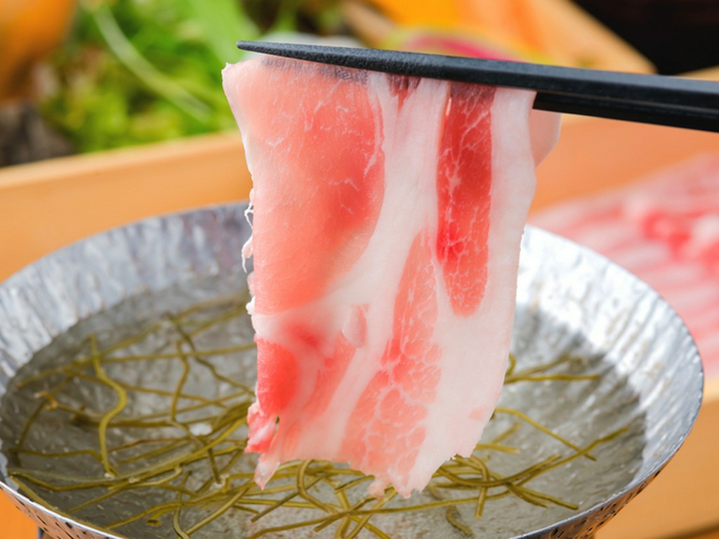 柔らかく甘みのあるブランド豚「プレミアム十勝千年豚」が自慢