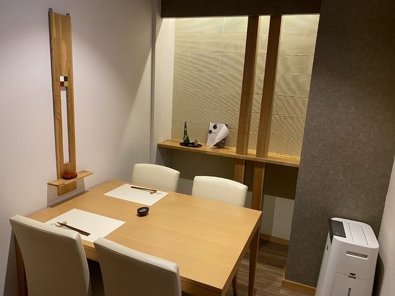 扉付きの完全個室は2名様からご利用可能