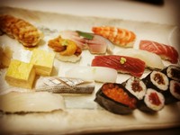 厳選素材と匠の技術「特上握り11貫」