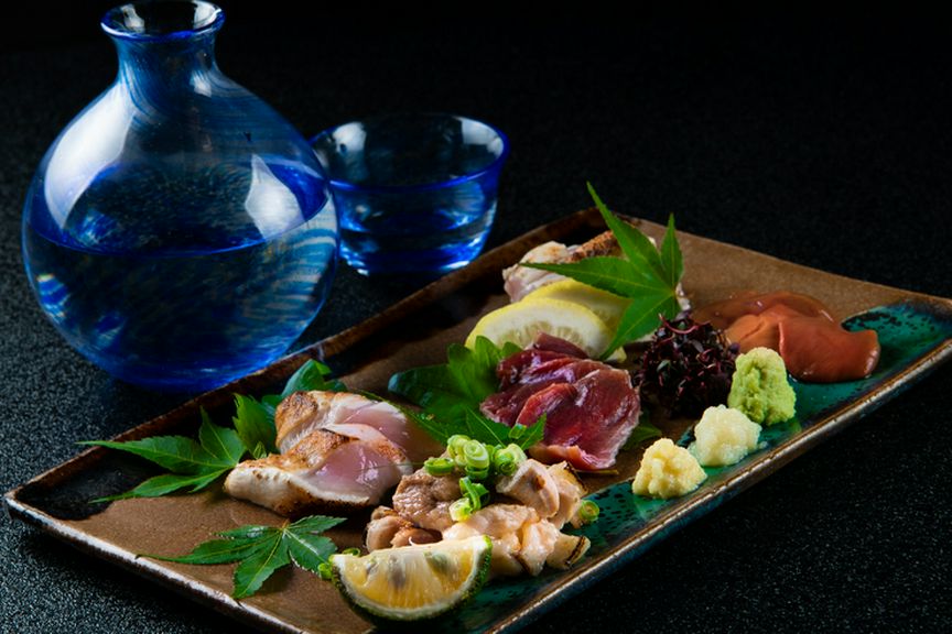 新鮮だからこその鶏刺！『幻の地鶏「天草大王」鳥刺五種盛』