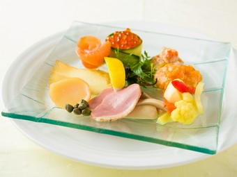 素敵な食のはじまりを告げる『取り合わせオードブル』