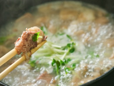 深い味わいの『牛すじ煮込み』