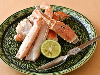 季節限定の蟹本来の旨みをそのままに。匠の技を感じる『焼き蟹』