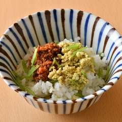 蟹味噌と蟹の卵のご飯