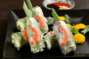 目にも美味しい定番料理『生春巻き』