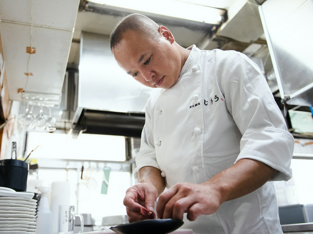 肉好きの店主が丁寧に仕上げる料理の数々