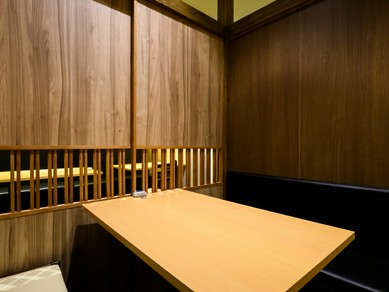 雰囲気抜群の落ち着きある店内！