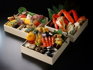 【鮨処さく松】こだわりのおせち料理。予約11月～予約開始