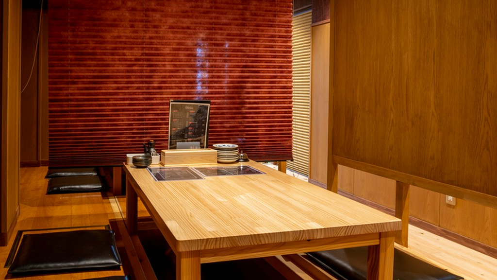 掘りごたつの半個室もご用意!!