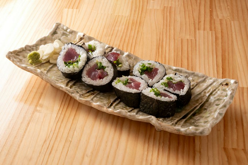 土佐巻 1本 / 本日の鮮魚海鮮巻寿司   (各)