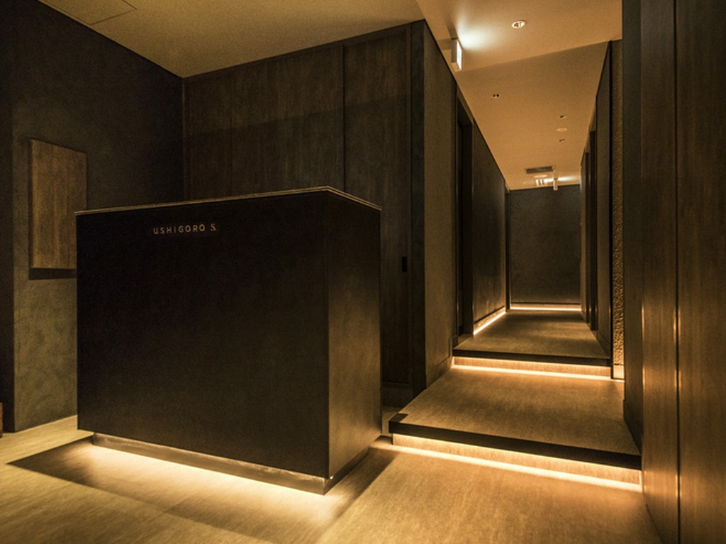 専属の焼師がベストな状態で焼き上げる肉のおいしさを堪能