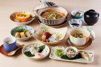 大将自慢のさまざまな料理を堪能できる『おまかせコース』