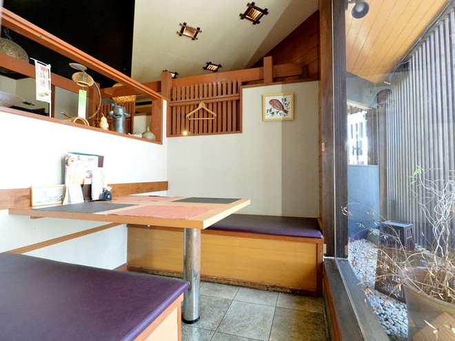 少人数で予約できる個室がある