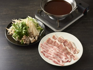 茨城産の希少なブランド豚を使用『弓豚の蕎麦しゃぶしゃぶ』
