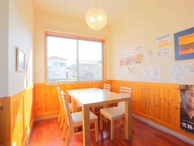 落ち着いた雰囲気の店内は、大人の二人が羽を休めるのにぴったり