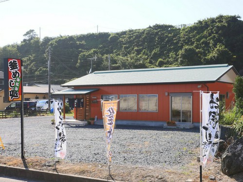 お店のロケーションは茨城県日立市の海沿い