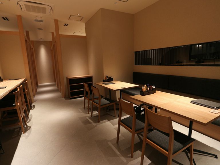 ゆっくりと鰻を味わえる、落ち着いた雰囲気
