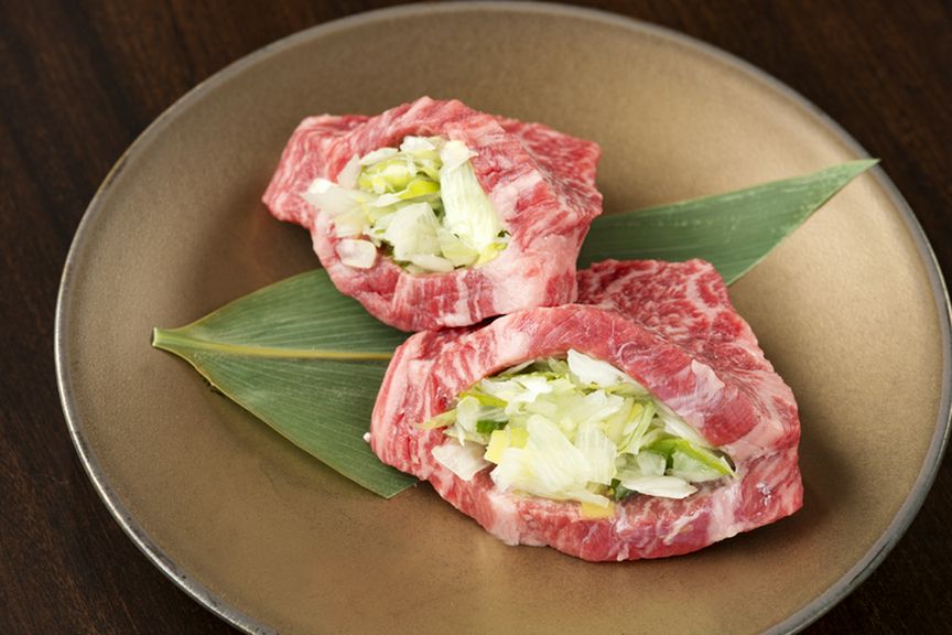 ネギのシャキシャキ食感も楽しめる『厚切りイチボネギ包み』