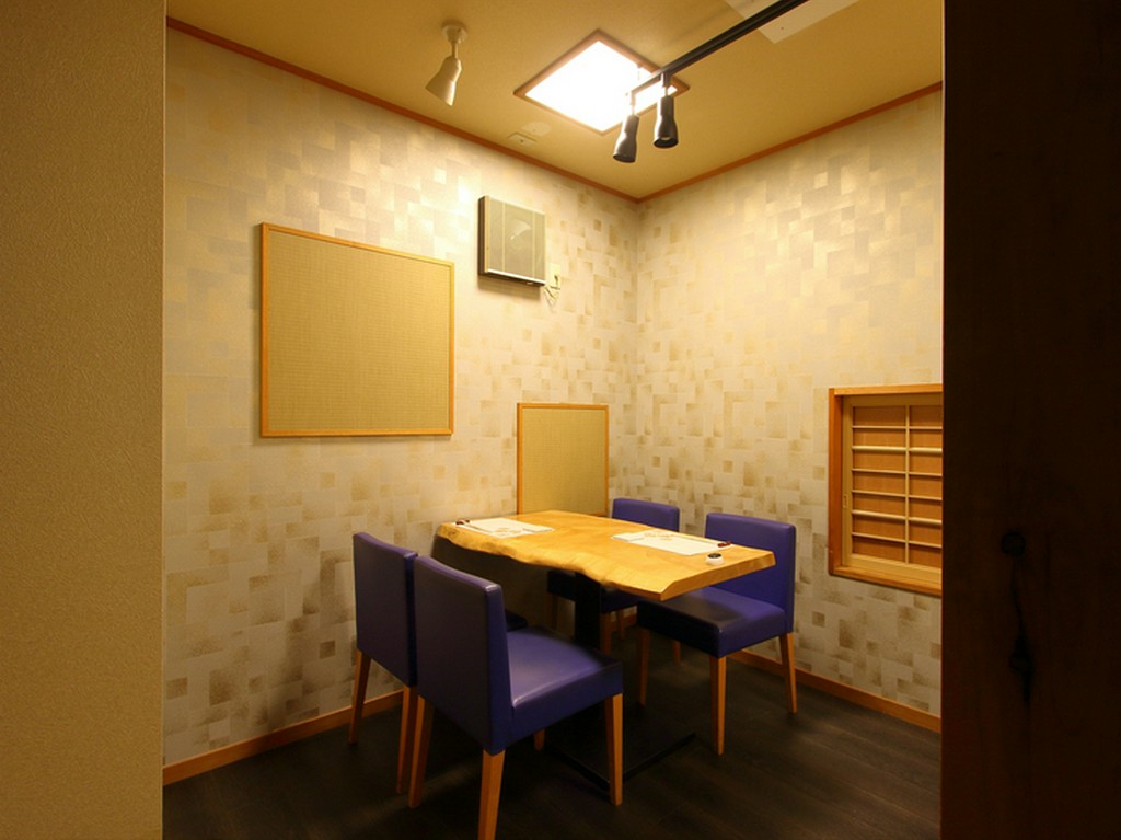 大切な人とのかけがえのない時間を過ごせる個室席