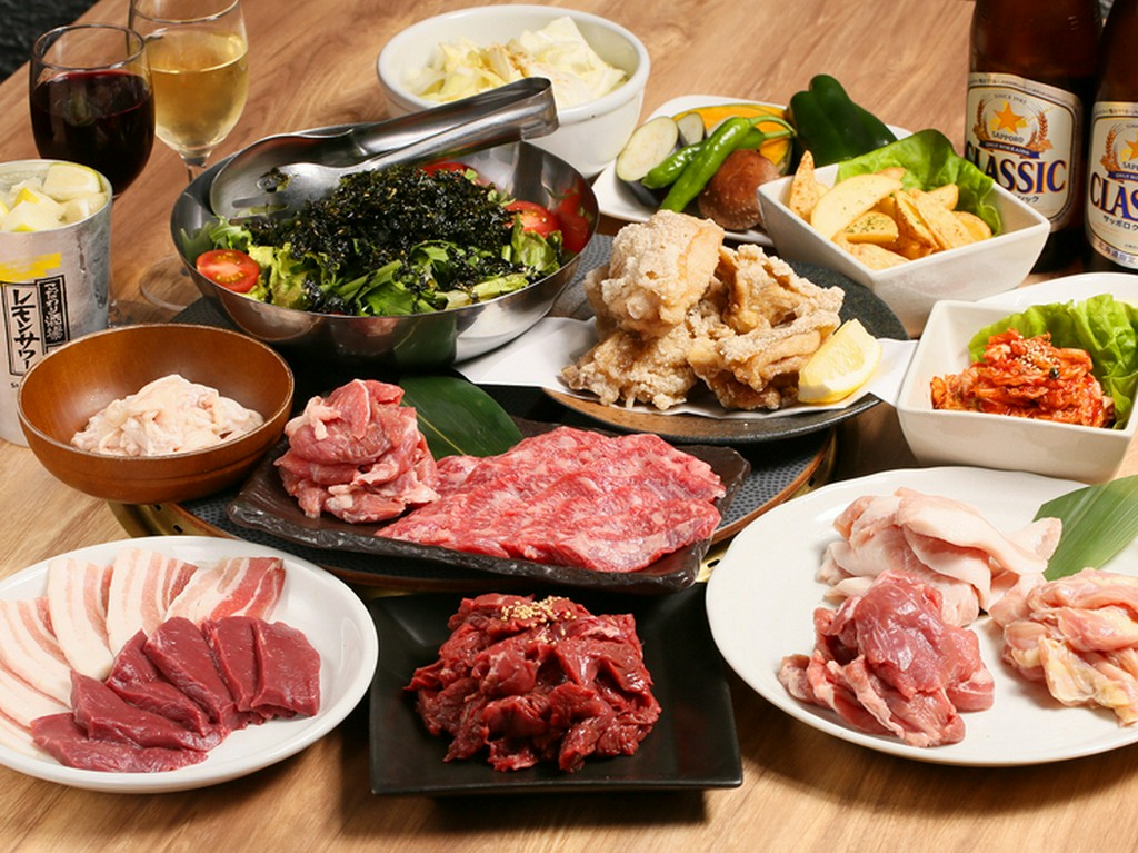 仲間たちやファミリーでワイワイと至福の時間を楽しむ