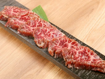 肉厚でジューシーな十勝若牛の『特上サガリ』