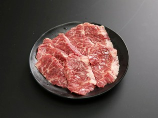 目利きのプロにより選ばれた「A3～4ランクの黒毛和牛」