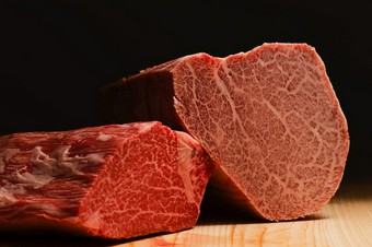 お楽しみいただけるショートコースになり、「ヒレ」を使用したメインのステーキをお楽しみいただけます。