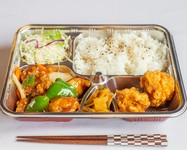 【受付時間】
◇11:00～14:00　◇17:00～22:00
※ご来店・お電話・ファックスにてご注文承ります。
※税込価格のテイクアウト限定お弁当メニューです。
※Uber eats店舗掲載あり。