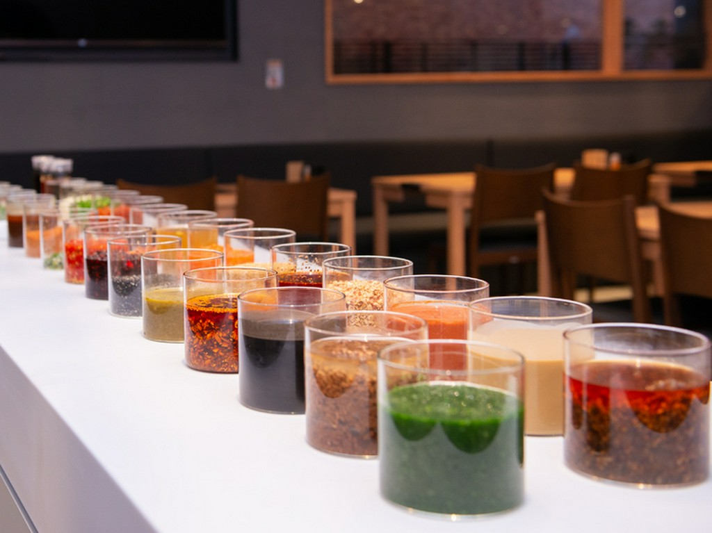 地元でも必要不可欠なニラ醤