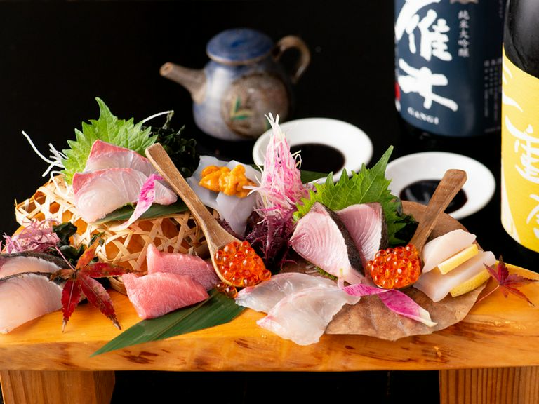 仕入れにより異なる味わいが楽しめる『お刺身盛り合わせ（一人前）』