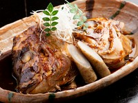“こっくりとした味わい”で、箸が止まらなくなる『鯛のあら炊き』