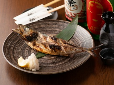 飲み比べも楽しめる、充実の日本酒ラインナップも魅力