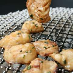 上身のおいしさを炭火焼で堪能。ふぐコース料理の一品『焼ふぐ』