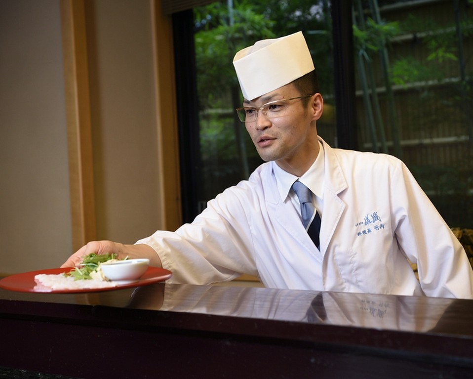 「全てはお客さまの笑顔の為に。出来ることは全てやります。」