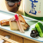 料理長自慢の西京味噌で漬け込んだ、ご飯にもよし！肴にもよしの一品です。
時期によって魚は変わるので、来るたびに注文したくなるはず！！