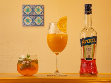 各国ワインやカクテルなど豊富に用意されたドリンクラインナップ