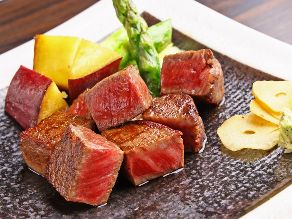 神戸ビーフや松阪牛で知られる但馬牛A5フィレステーキ