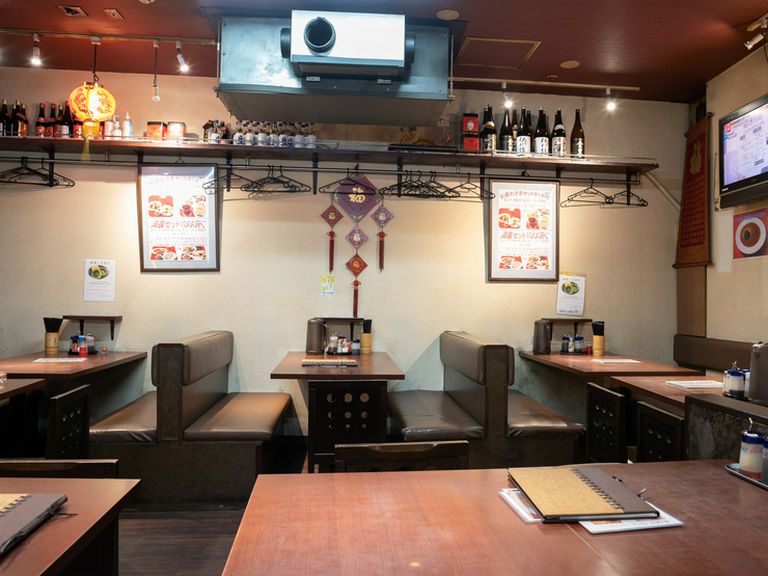 ゆったり座れるボックス席