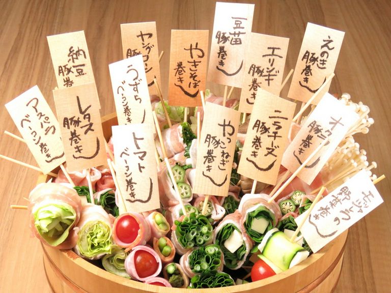 ボリューミーでありながら野菜をたっぷり食べられる『やさい巻き串』